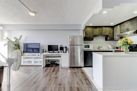 Photo 11 at 1108 - 200 Lotherton Pathway, Glen Park, Toronto
