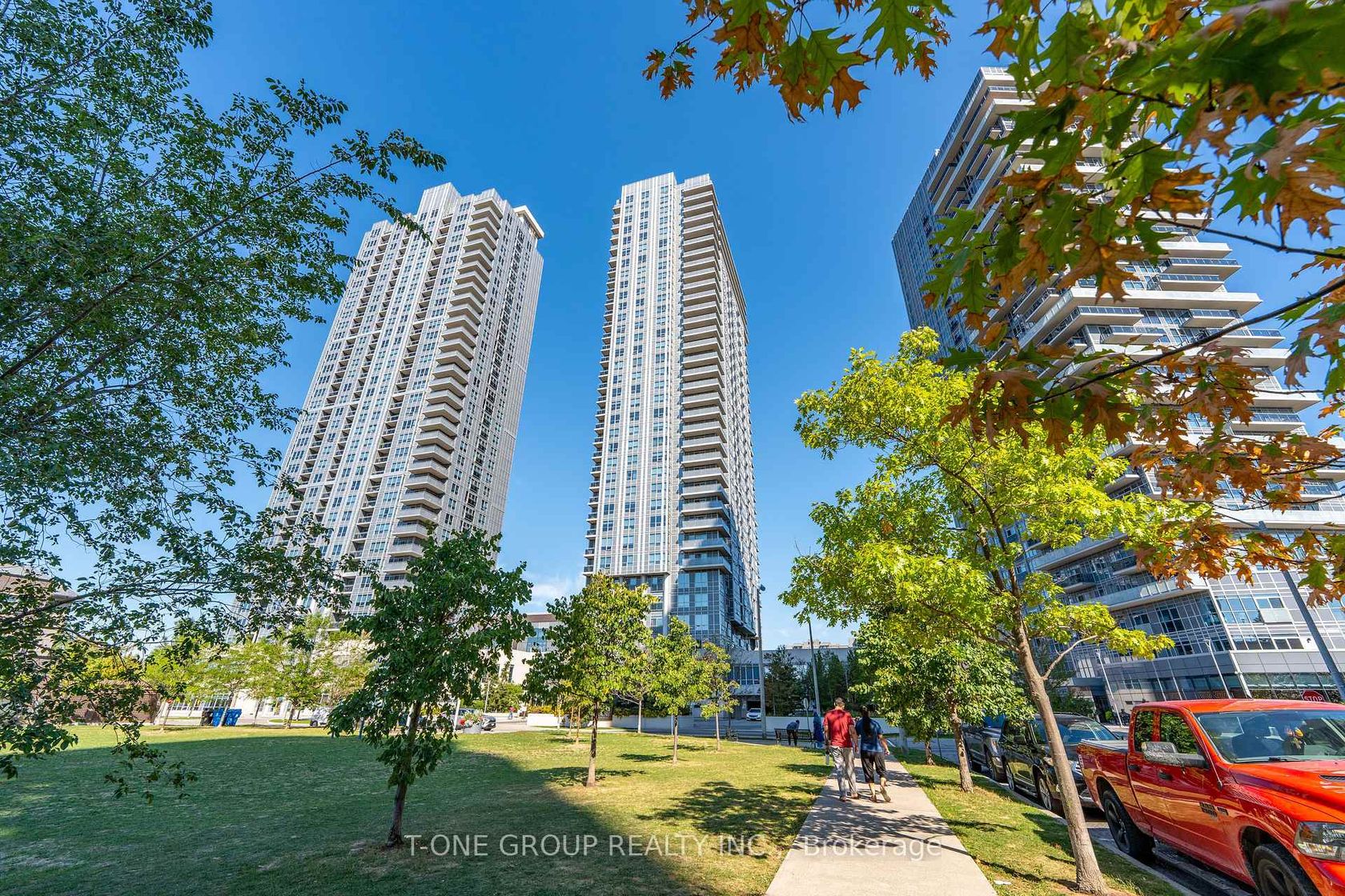 1003 - 255 Village Green Square, Malvern West, Toronto 