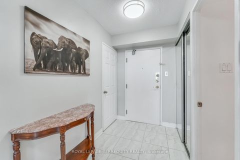 Photo 6 at 1107 - 8501 Bayview Avenue, Doncrest, Richmond Hill