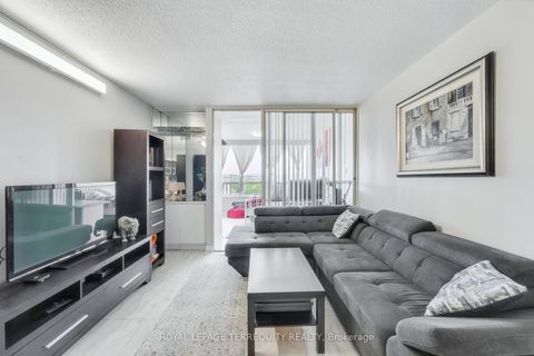 Photo 10 at 1107 - 8501 Bayview Avenue, Doncrest, Richmond Hill