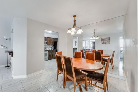 Photo 12 at 1107 - 8501 Bayview Avenue, Doncrest, Richmond Hill