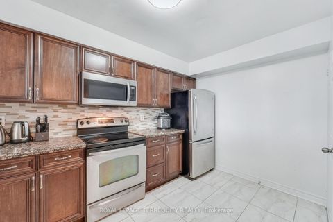 Photo 15 at 1107 - 8501 Bayview Avenue, Doncrest, Richmond Hill
