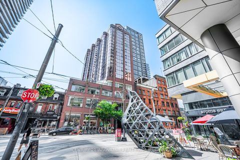 Photo 18 at 302 - 393 King Street W, Waterfront Communities C1, Toronto