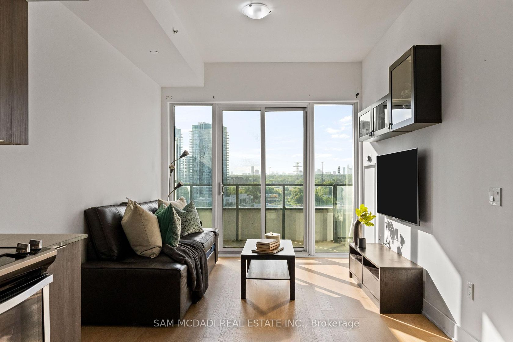 1012 - 30 Shore Breeze Drive, Mimico, Toronto by Loree Meneguzzi Real Estate 1012 - 30 Shore Breeze Drive, Mimico, Toronto