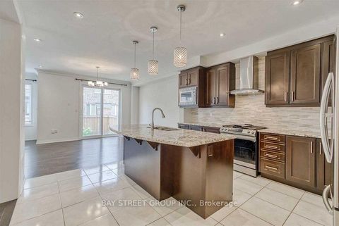 Photo 13 at 170 Fowley Drive, GO Glenorchy, Oakville