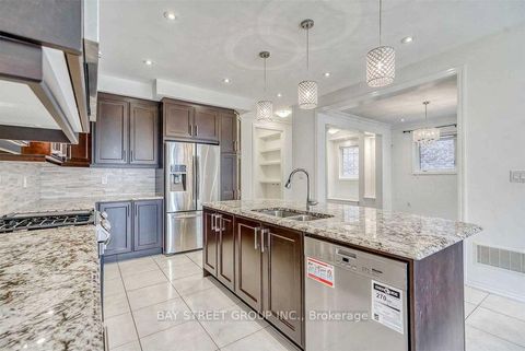 Photo 15 at 170 Fowley Drive, GO Glenorchy, Oakville