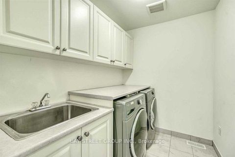 Photo 33 at 170 Fowley Drive, GO Glenorchy, Oakville