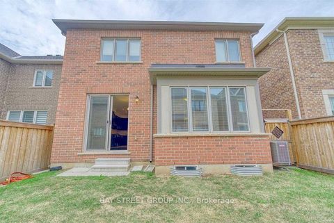 Photo 35 at 170 Fowley Drive, GO Glenorchy, Oakville