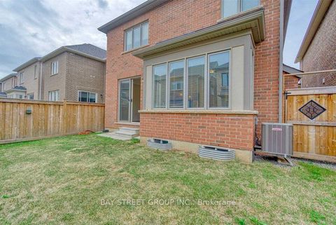 Photo 36 at 170 Fowley Drive, GO Glenorchy, Oakville