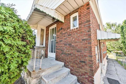 Photo 1 at 5 Dieppe Road S, East York, Toronto Photo 1 at 5 Dieppe Road S, East York, Toronto