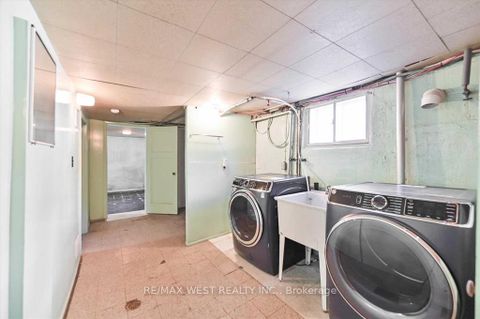 Photo 12 at 5 Dieppe Road S, East York, Toronto