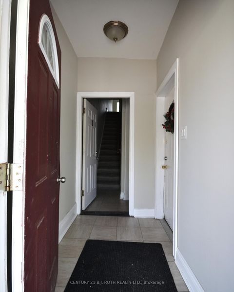 Photo 2 at 73 High Street, City Centre, Barrie