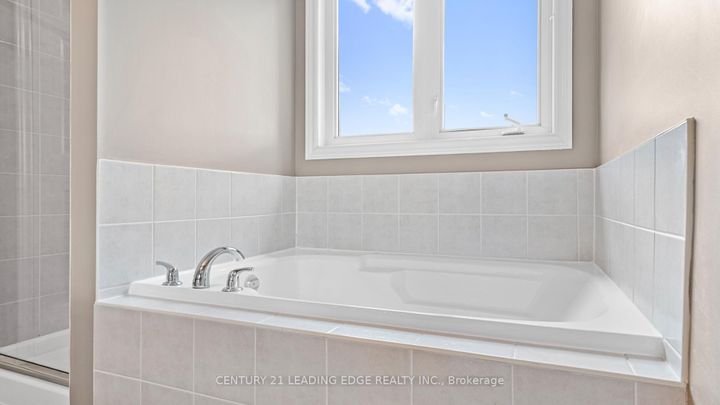 Photo 13 at 38 William Grant Road, Greensborough, Markham