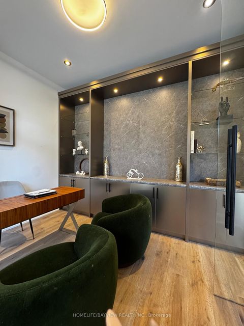 Photo 4 at 140 Temperance Street, Aurora Village, Aurora Photo 4 at 140 Temperance Street, Aurora Village, Aurora