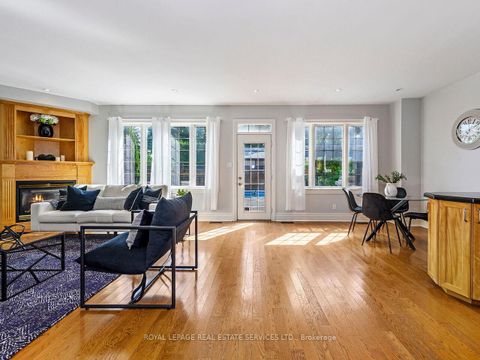 Photo 11 at 37 Maydolph Road, City Centre West, Toronto