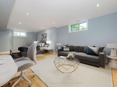 Photo 33 at 37 Maydolph Road, City Centre West, Toronto
