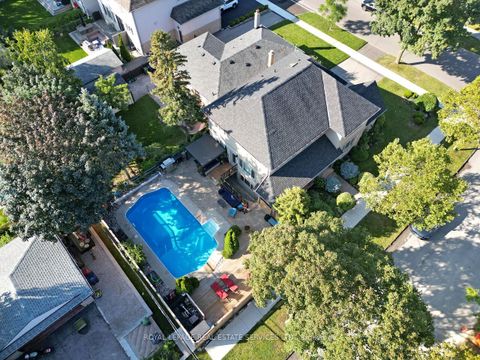 Photo 41 at 37 Maydolph Road, City Centre West, Toronto