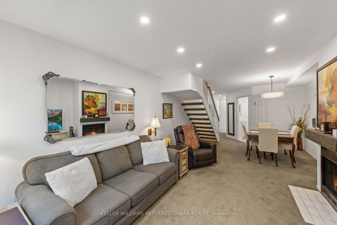 Photo 15 at 618 - 574 Wellington Street W, Niagara, Toronto
