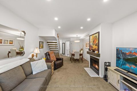 Photo 16 at 618 - 574 Wellington Street W, Niagara, Toronto
