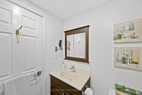 Photo 30 at 618 - 574 Wellington Street W, Niagara, Toronto