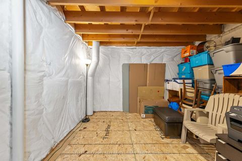 Photo 43 at 618 - 574 Wellington Street W, Niagara, Toronto
