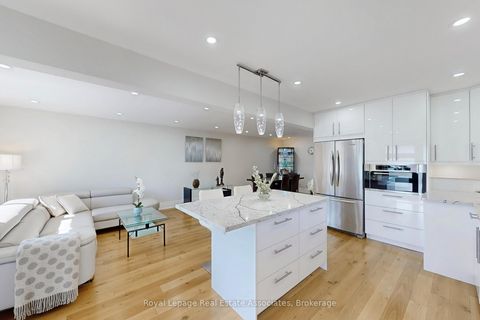 Photo 10 at 68 Vanguard Drive, City Centre West, Toronto