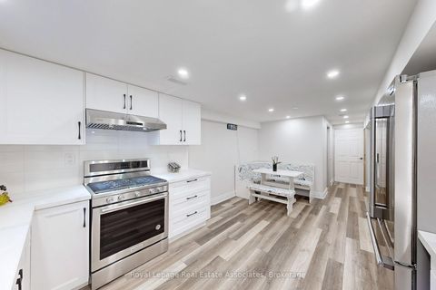 Photo 31 at 68 Vanguard Drive, City Centre West, Toronto