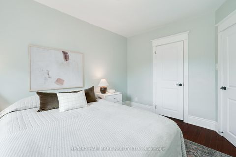 Photo 15 at 283 Wolverleigh Boulevard, Danforth, Toronto