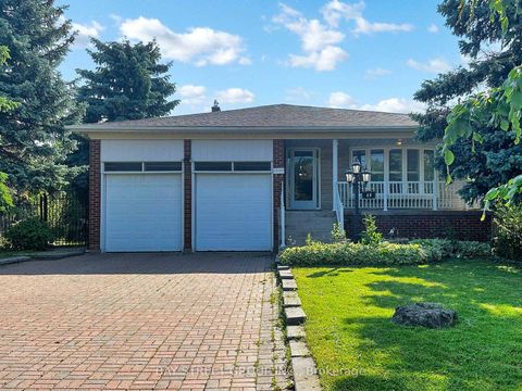 Photo 1 at 69 Fairglen Avenue, L'Amoreaux, Toronto
