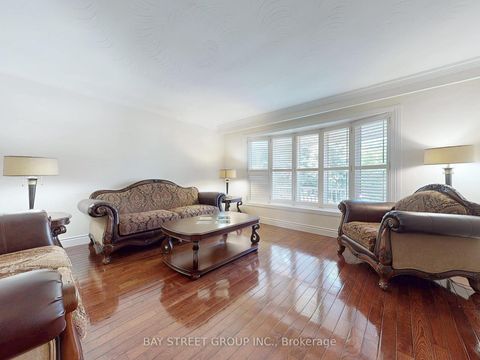Photo 4 at 69 Fairglen Avenue, L'Amoreaux, Toronto