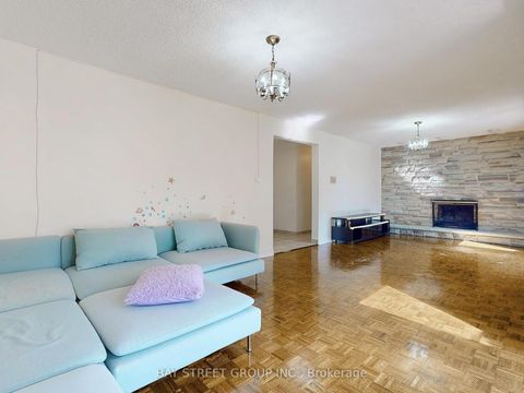 Photo 13 at 69 Fairglen Avenue, L'Amoreaux, Toronto