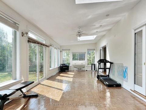 Photo 17 at 69 Fairglen Avenue, L'Amoreaux, Toronto