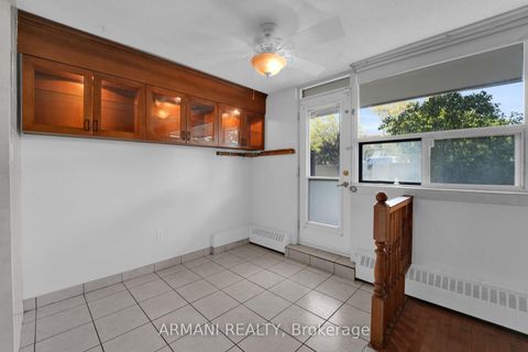 Photo 11 at 405 - 541 Blackthorn Avenue, Eglinton West, Toronto