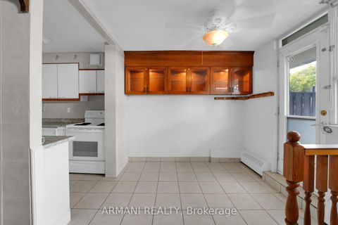 Photo 13 at 405 - 541 Blackthorn Avenue, Eglinton West, Toronto