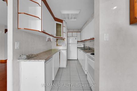 Photo 16 at 405 - 541 Blackthorn Avenue, Eglinton West, Toronto