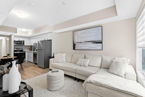 Photo 14 at 2207 - 58 Elizabeth Street S, Mill Pond, Richmond Hill