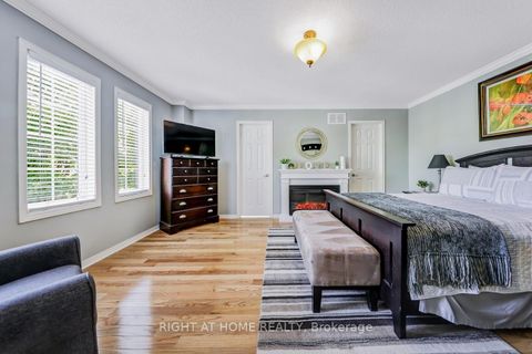 Photo 12 at 108 King William Crescent, Langstaff, Richmond Hill
