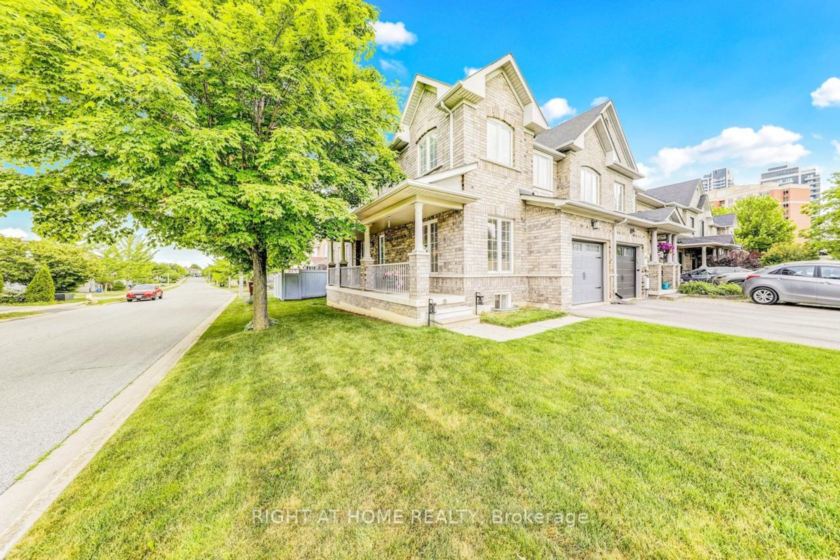 108 King William Crescent, Langstaff, Richmond Hill 