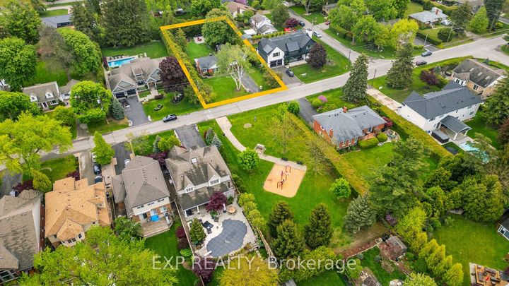 Photo 6 at 951 Gorton Avenue, Bayview, Burlington