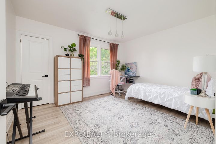 Photo 15 at 951 Gorton Avenue, Bayview, Burlington