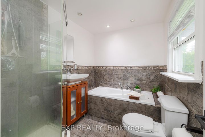 Photo 19 at 951 Gorton Avenue, Bayview, Burlington