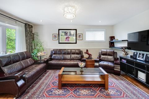 Photo 2 at 8 Suraty Avenue, Bendale, Toronto