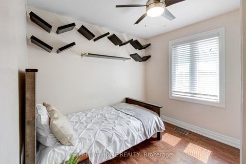 Photo 12 at 8 Suraty Avenue, Bendale, Toronto