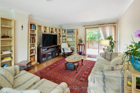 Photo 16 at 8 Suraty Avenue, Bendale, Toronto