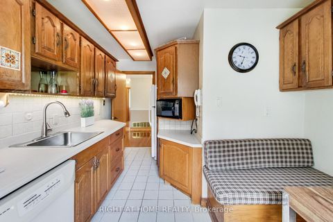 Photo 18 at 8 Suraty Avenue, Bendale, Toronto