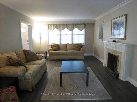 Photo 1 at 19 Danville Drive, Windfields, Toronto