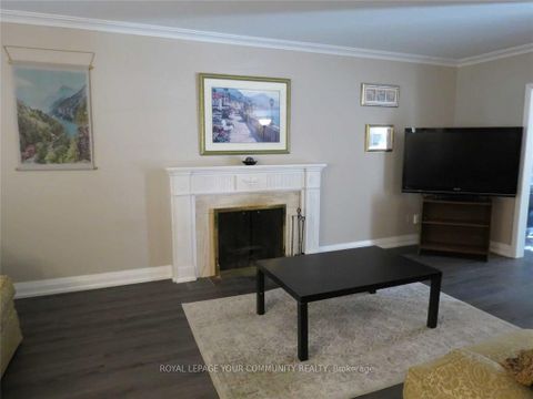 Photo 4 at 19 Danville Drive, Windfields, Toronto