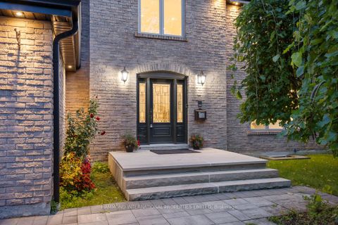 Photo 1 at 108 Winchester Lane, South Richvale, Richmond Hill