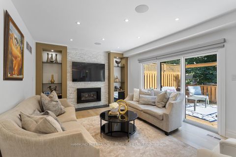 Photo 14 at 108 Winchester Lane, South Richvale, Richmond Hill
