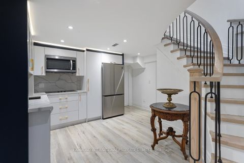 Photo 31 at 108 Winchester Lane, South Richvale, Richmond Hill